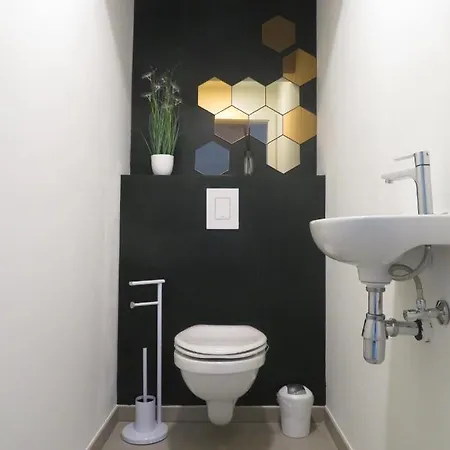 Chez Petit Gust Welkom In En Ardenne 아파트 라로셰안알데네